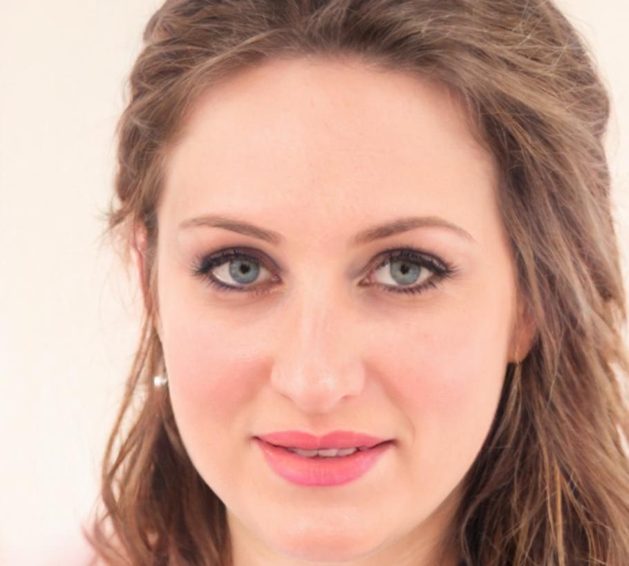 Portrait d'Amélie Rousseau, consultante en leadership